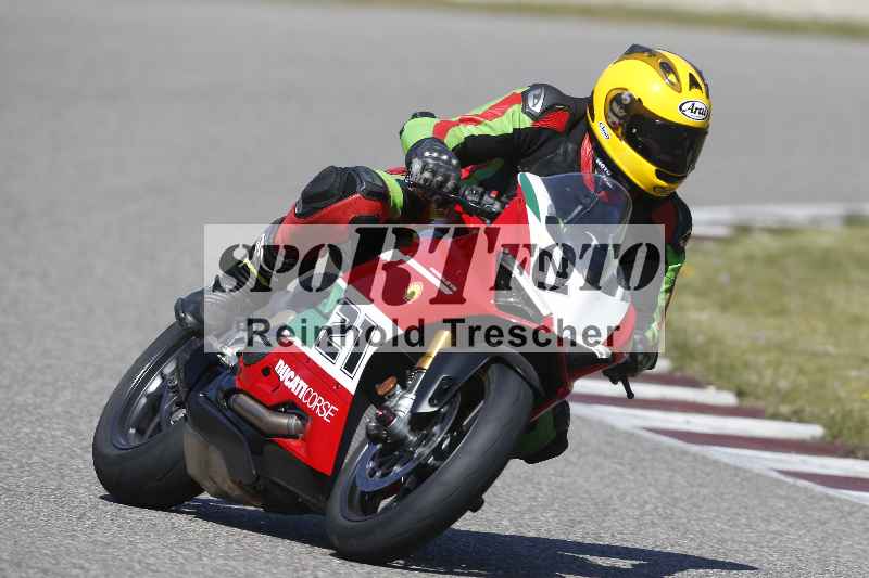 /01 02.04.2026 MAZ ADR/Gruppe gelb Gruppe gruen/21